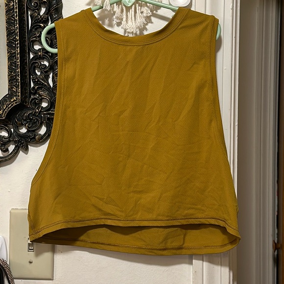 lululemon athletica Tops - Lululemon crop tank